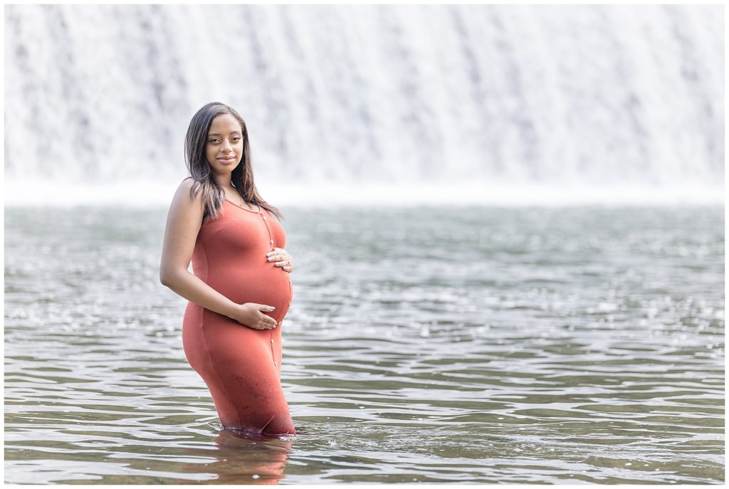water maternity session at Patapsco State Park water