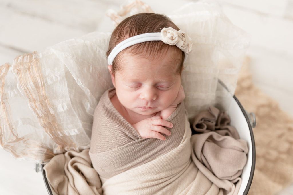 newborn photos in Maryland newborn photography studio