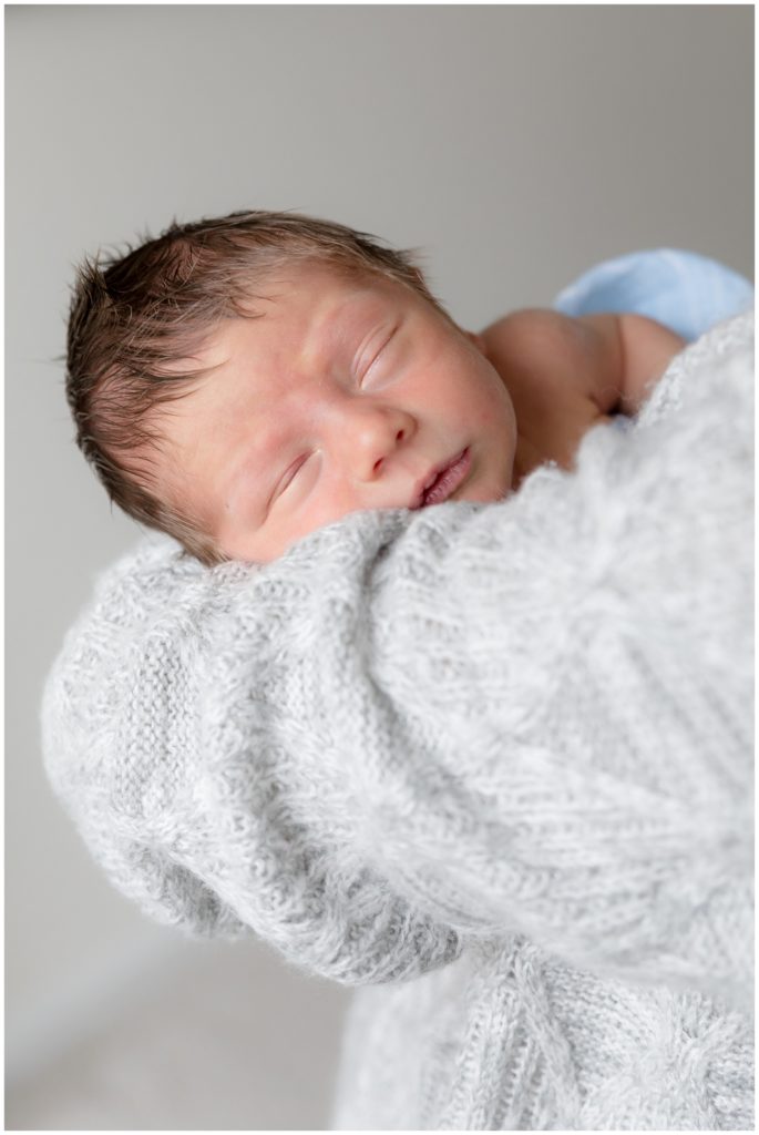 sleepy newborn boy, newborn photos at home