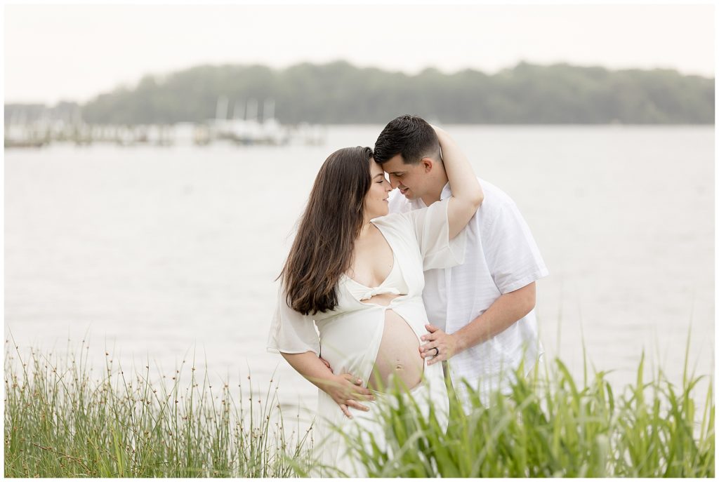 beach maternity session, tall grasses