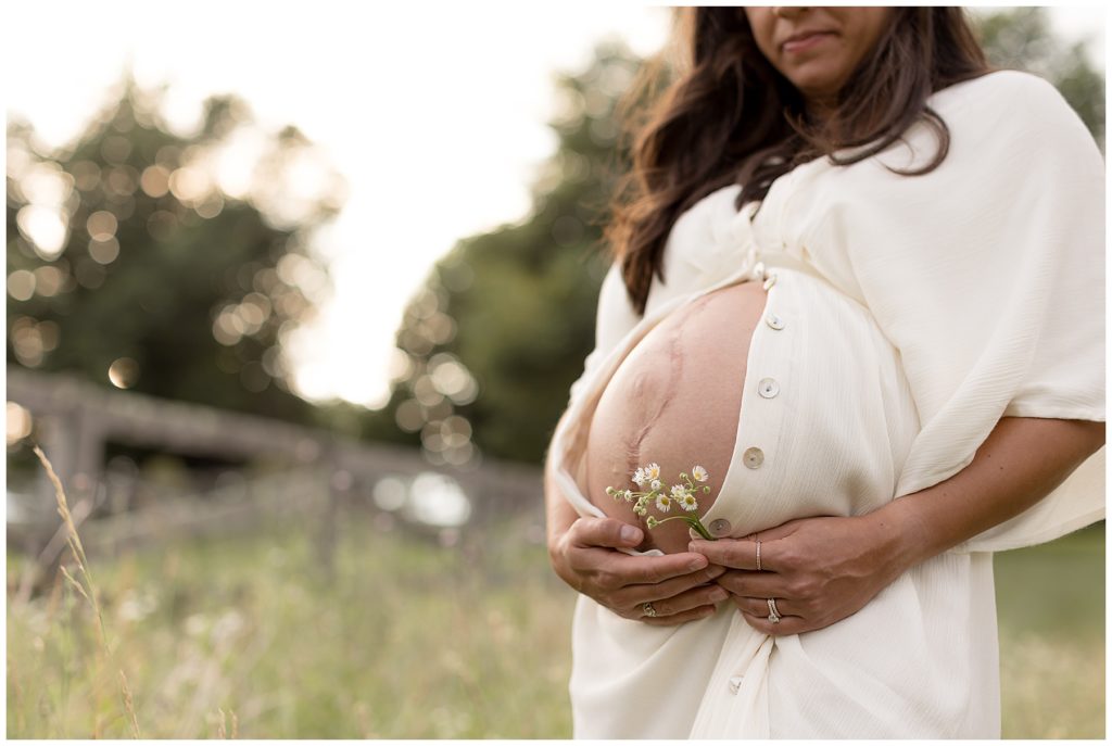 golden hour, pregnant belly, flowers